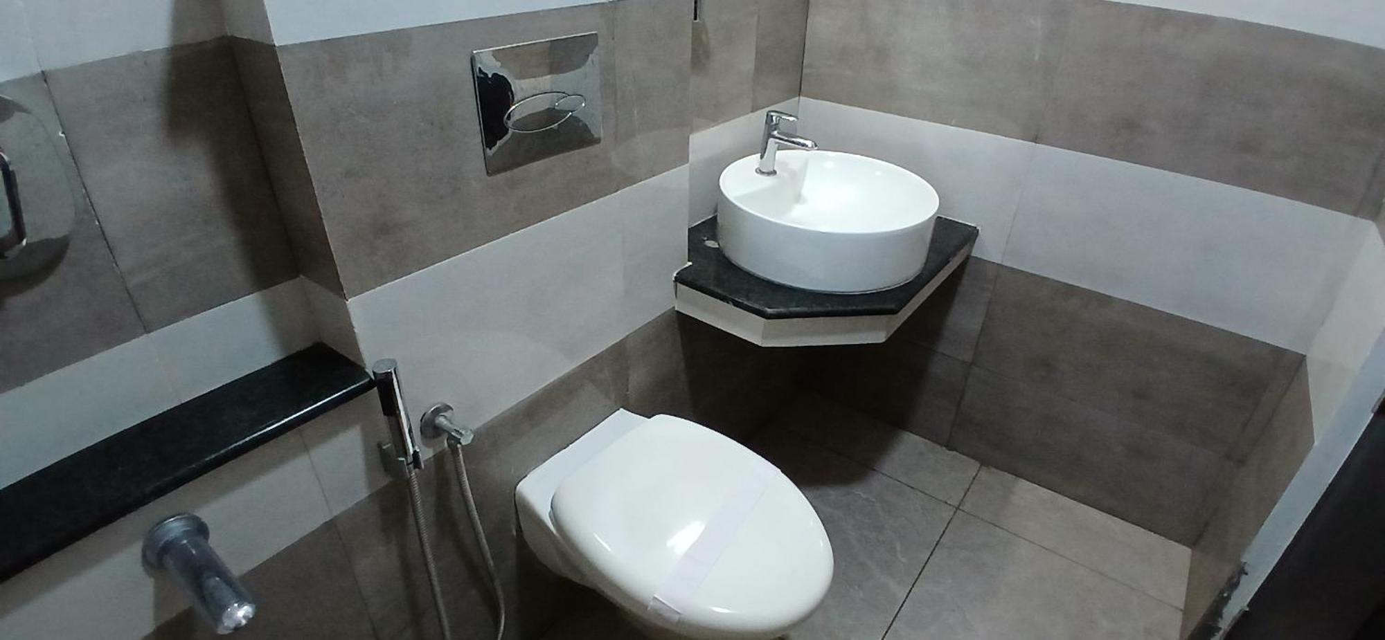 Hotel Pankaj Residency Guruvāyūr Buitenkant foto